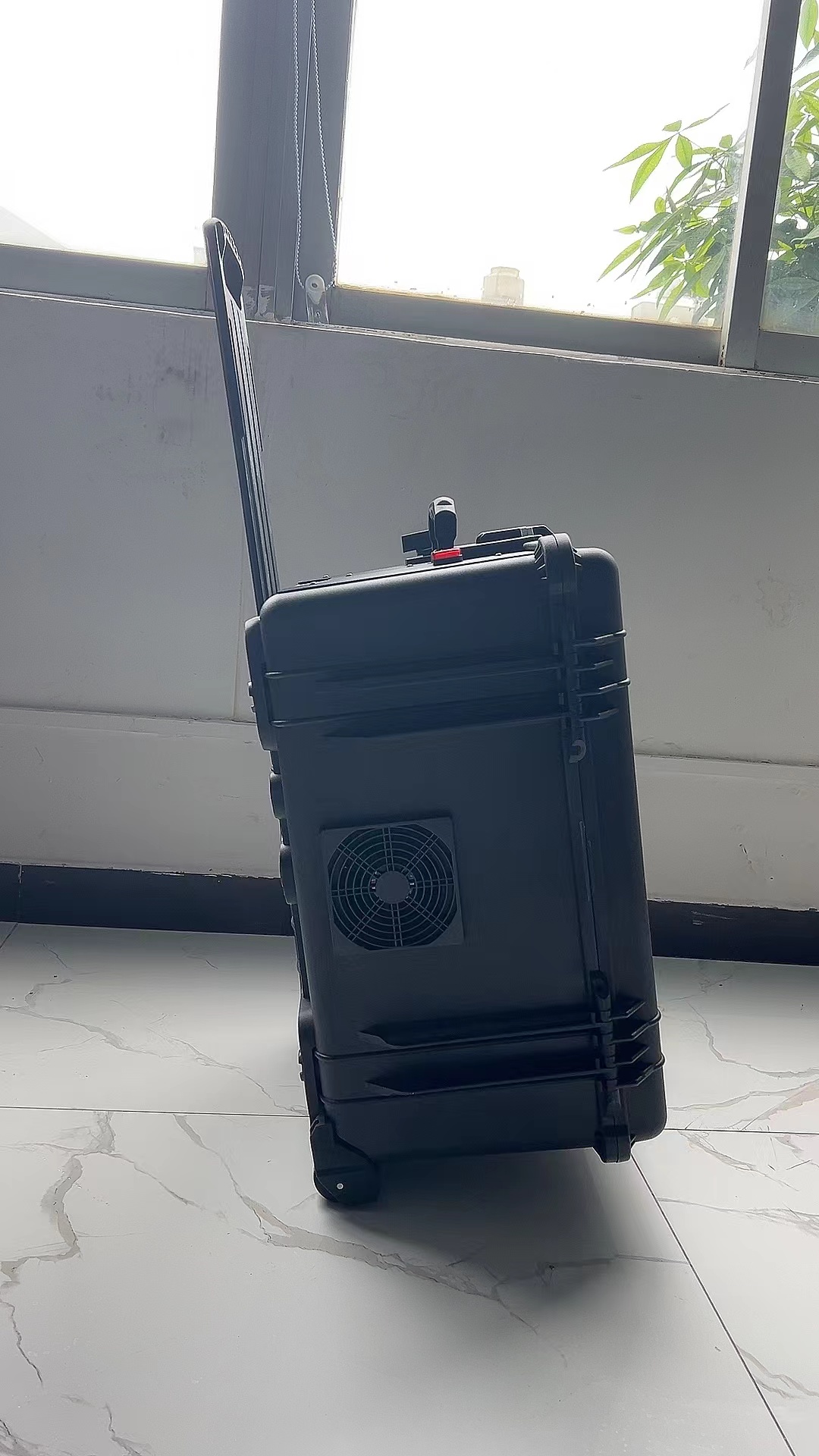 皂市镇手拉箱型移动通信干扰器