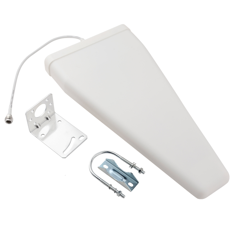  皂市镇对数周期天线定向接收发射700-3700MHz